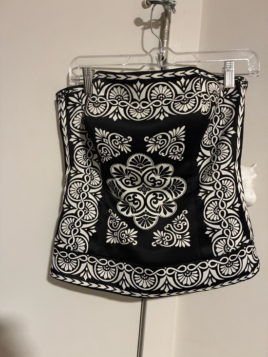 Tops - WHBM Strapless, structured, satin corset top.
